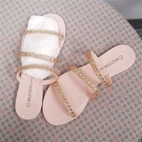 fashionnova sandals